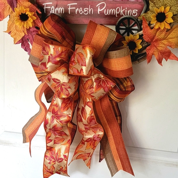 Host Pick Fall Harvest Wreath Bows Pumpkins Sunflowers Oak Leaves - Picture 7 of 8